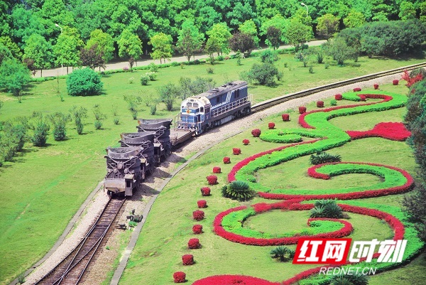 《红网时刻》践行低碳发展 安博登录网页版获评湖南“绿色工厂”