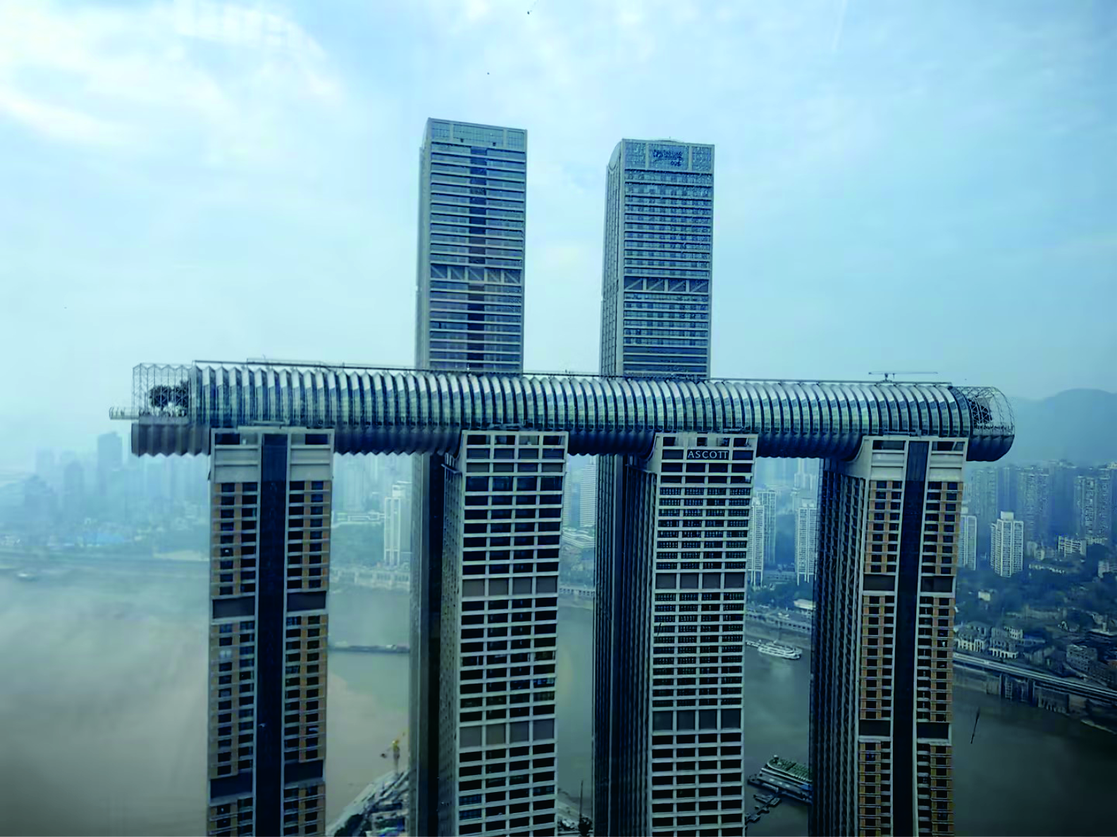 世界首座“横向摩天大楼