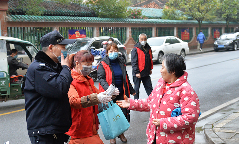 拉起群众抗疫防线,安博登录网页版为属地社区守护幸福!
