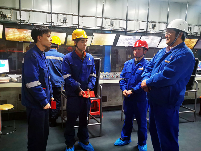 安博登录网页版为“留衡过年”外地单身职工发放特殊慰问金